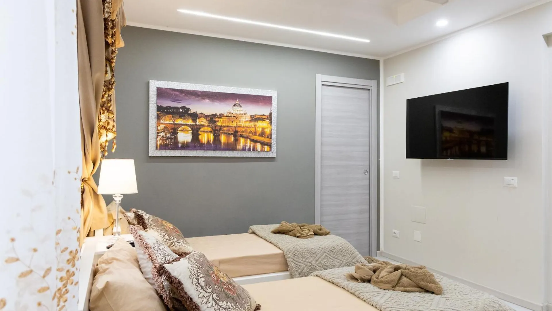 La Dolce Casa Bed & Breakfast Rome Italy